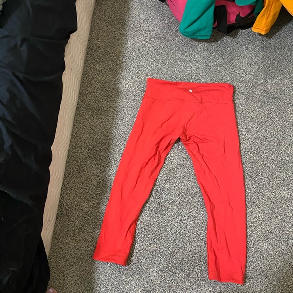 Red Lu Lu Lemon fitness leggings - Picture 4 of 5